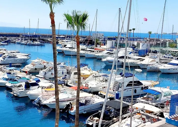 First Line Geranios Ocean View Air Conditioned 50 M From La Pinta Apartment