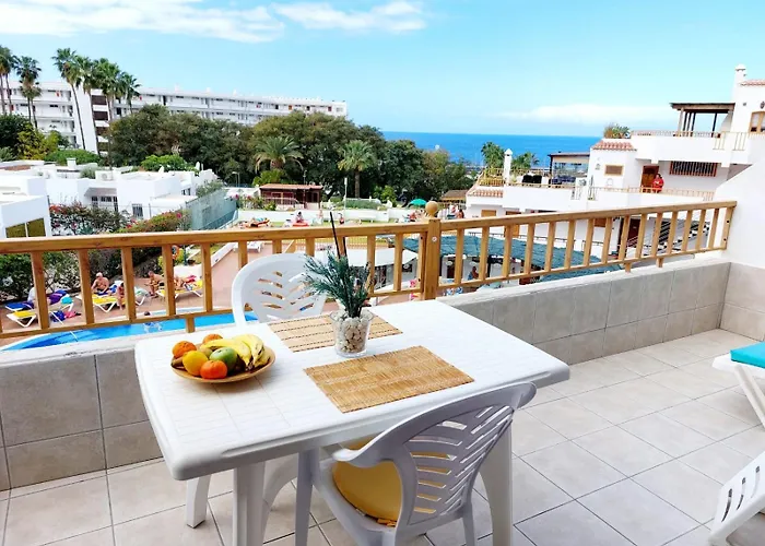 First Line Geranios Ocean View Air Conditioned 50 M From La Pinta Apartment *
