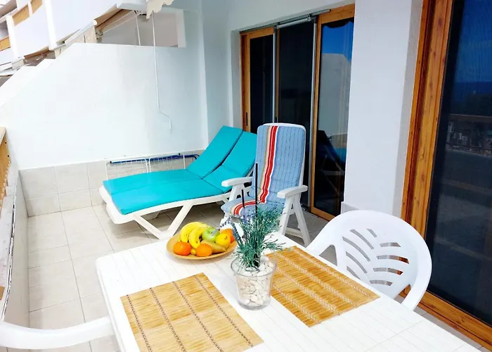 아파트 First Line Geranios Ocean View Air Conditioned 50 M From La Pinta