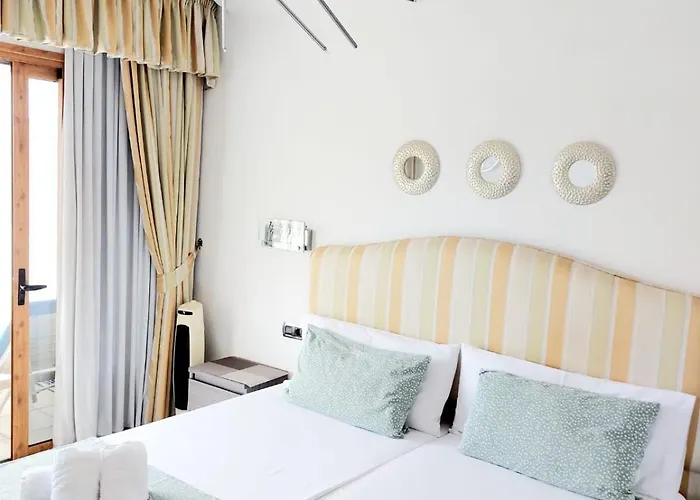 Διαμέρισμα First Line Geranios Ocean View Air Conditioned 50 M From La Pinta *